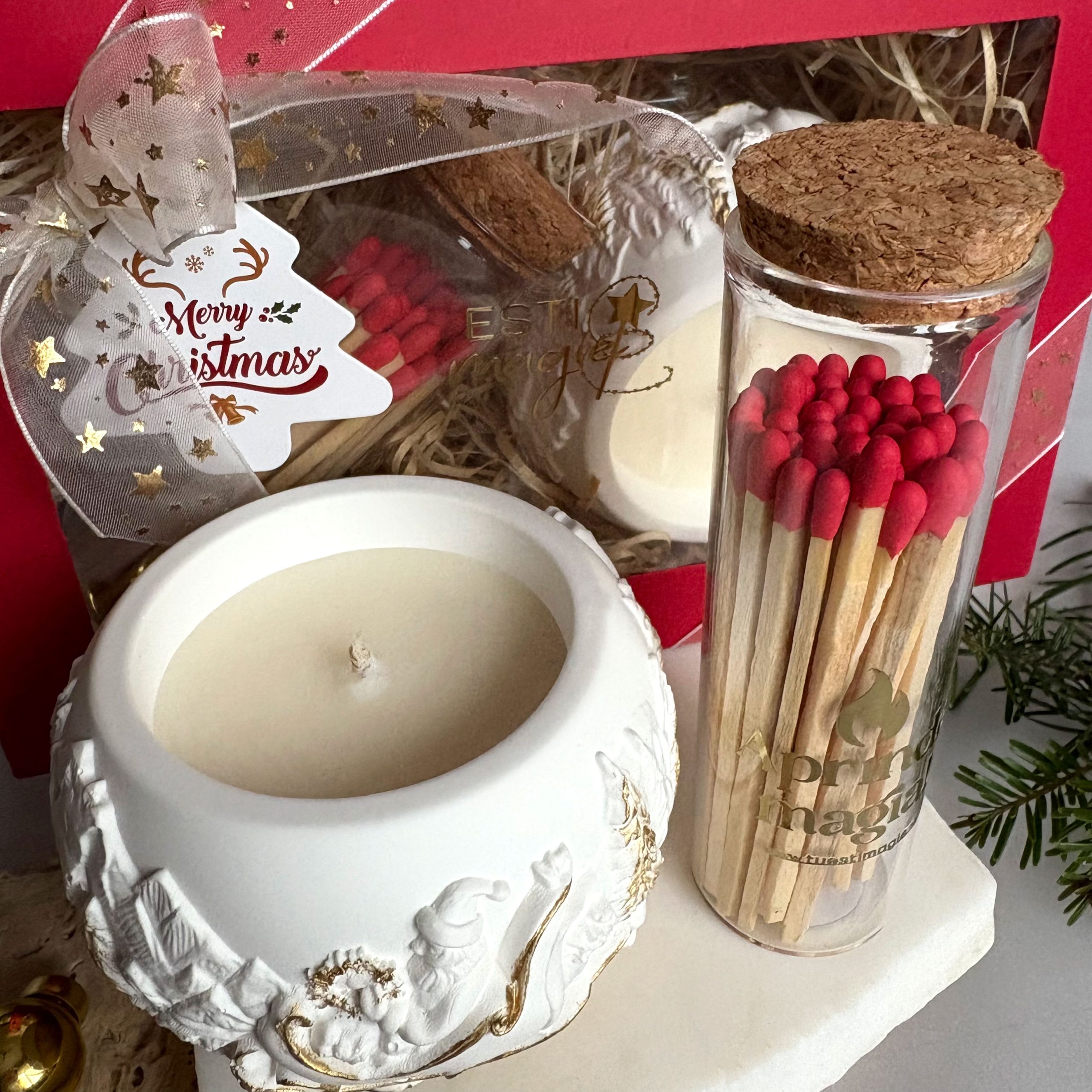 Set lumânare parfumată & chibrituri - Magia lui Moș Crăciun - imagine 2